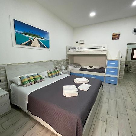 Casa Vacanze Luisa Naples Luaran gambar
