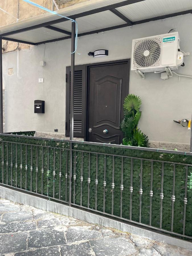 Casa Vacanze Luisa Naples Luaran gambar