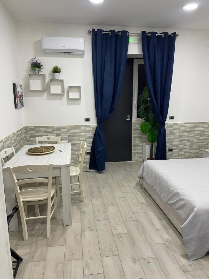 Casa Vacanze Luisa Naples Luaran gambar