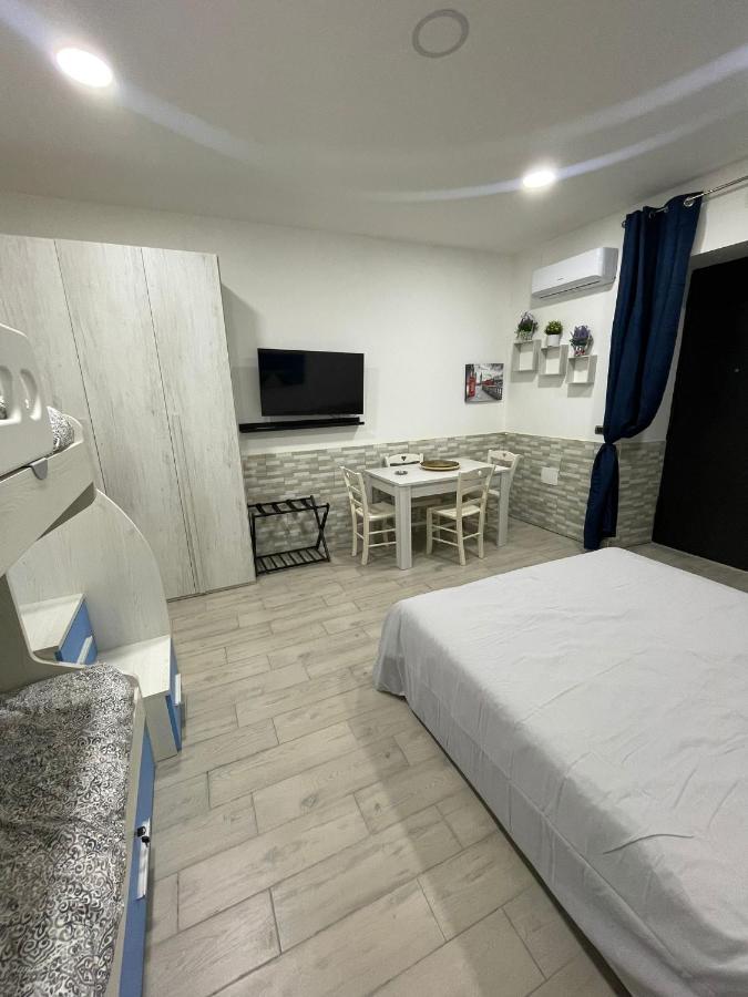 Casa Vacanze Luisa Naples Luaran gambar