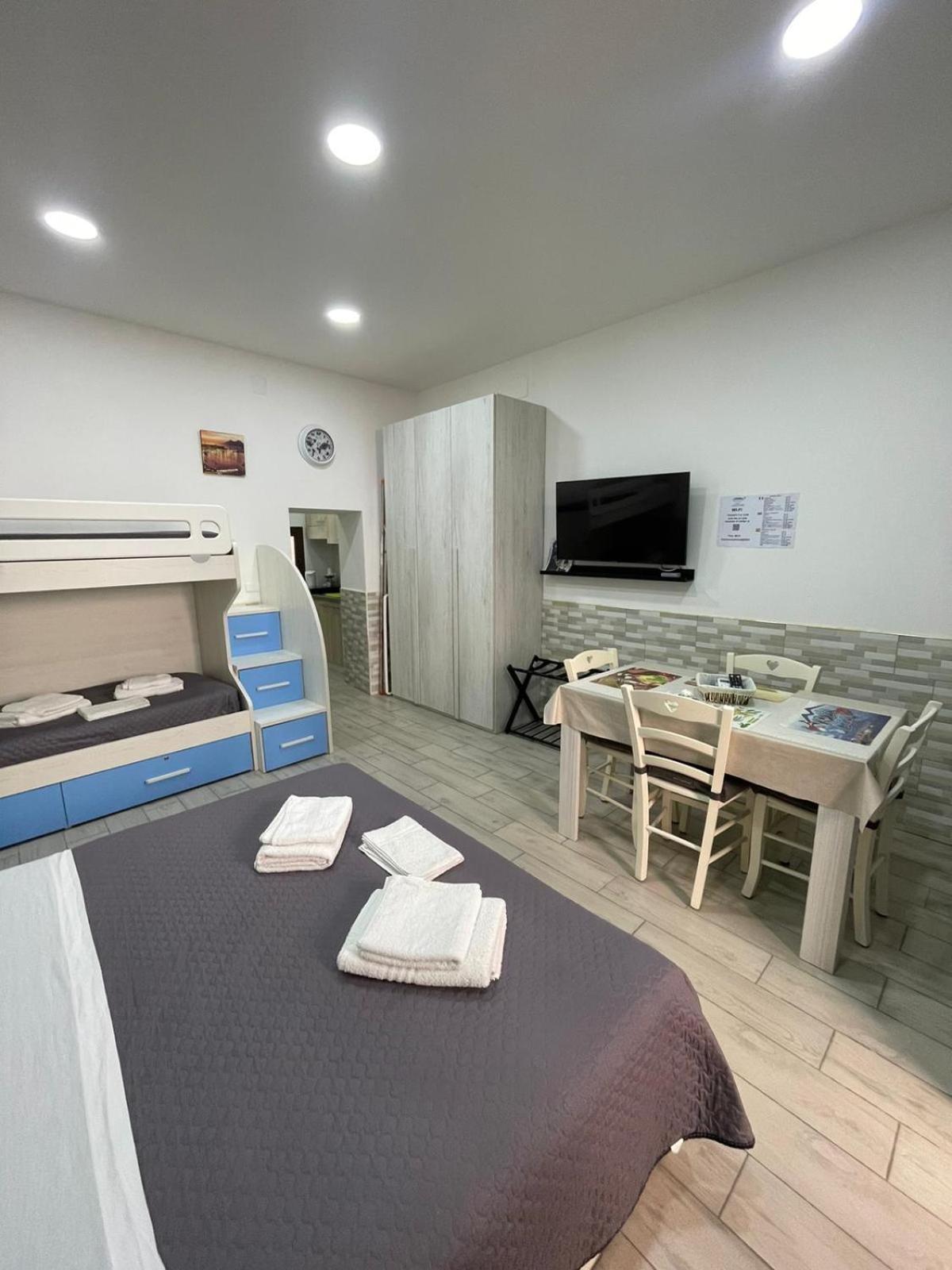 Casa Vacanze Luisa Naples Luaran gambar